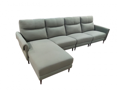 8135